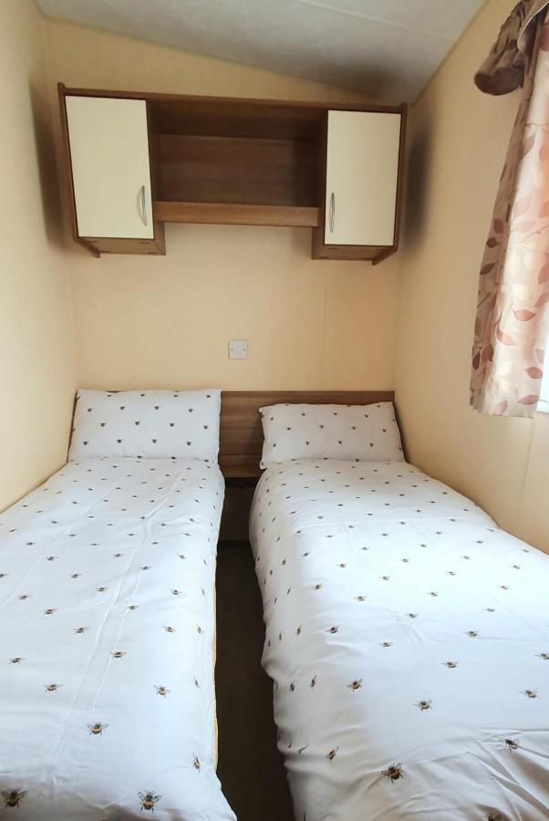 Olympic Holiday Caravan Hotel Selsey Exterior photo